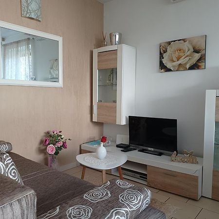 Apartment Luka Фажана Екстер'єр фото